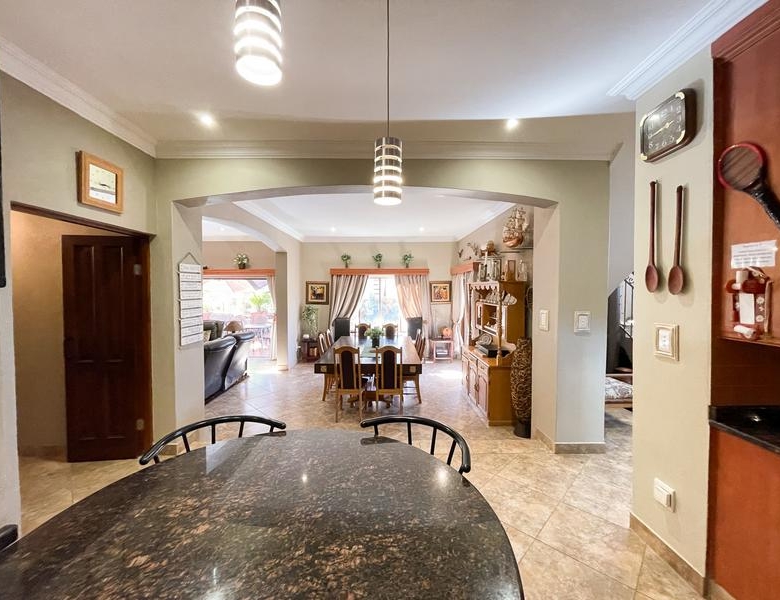Discover Your Dream Family Home in Midstream Estate!