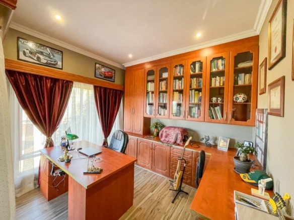 Discover Your Dream Family Home in Midstream Estate!