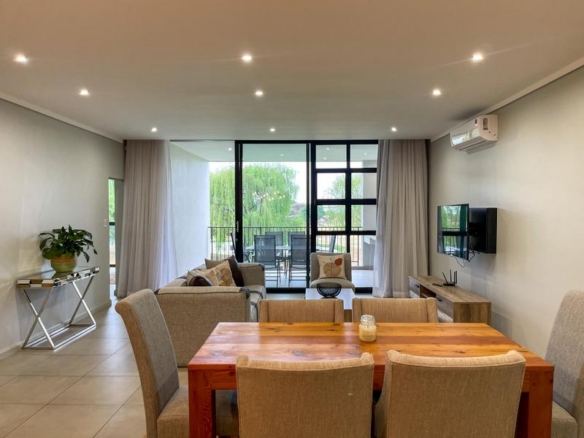 Furnished 2 Bedroom Apartment with Exquisite Views