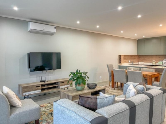 Furnished 2 Bedroom Apartment with Exquisite Views