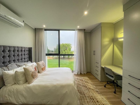 Furnished 2 Bedroom Apartment with Exquisite Views