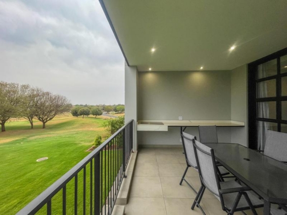 Furnished 2 Bedroom Apartment with Exquisite Views
