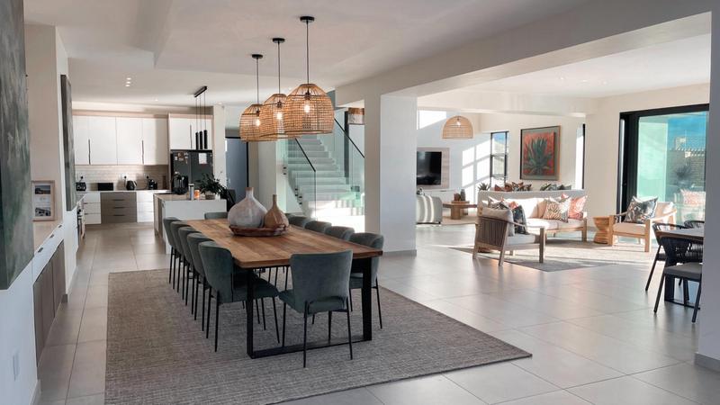 Keywords for this -One of a kind, stylish and a must see!