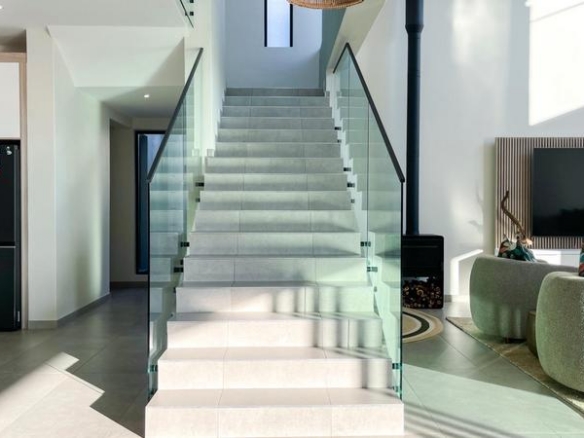 Keywords for this -One of a kind, stylish and a must see!