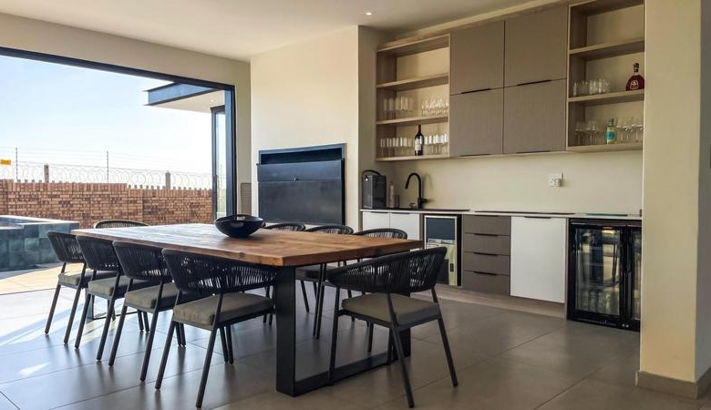 Keywords for this -One of a kind, stylish and a must see!