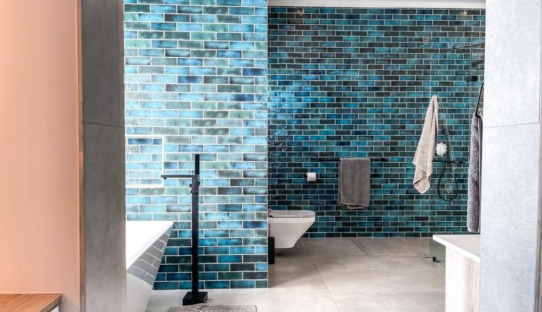 Keywords for this -One of a kind, stylish and a must see!