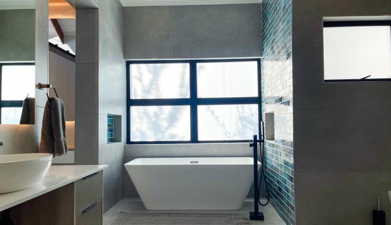 Keywords for this -One of a kind, stylish and a must see!