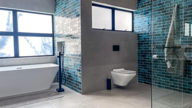 Keywords for this -One of a kind, stylish and a must see!