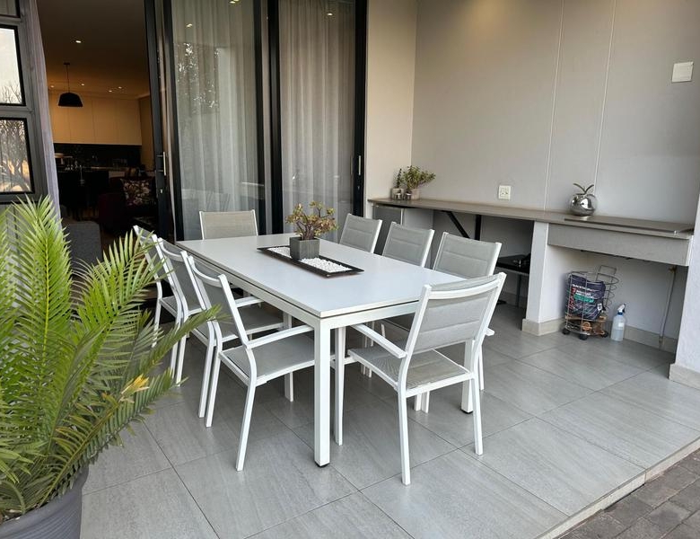 RARE FIND – THE LAST GROUND FLOOR UNIT TO LET ON GOLF COURSE