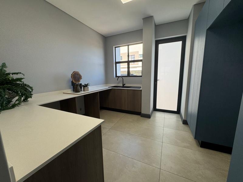Modern 4 Bedroom Home for sale in Midstream Heights ready for occupation.