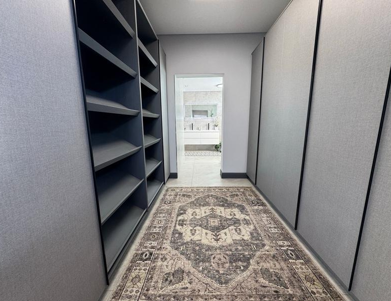 Modern 4 Bedroom Home for sale in Midstream Heights ready for occupation.