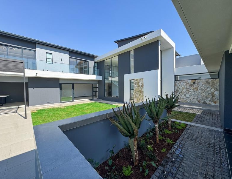 Modern 5-Bedroom for sale in Midstream Heights and ready for occupation by May 2026.
