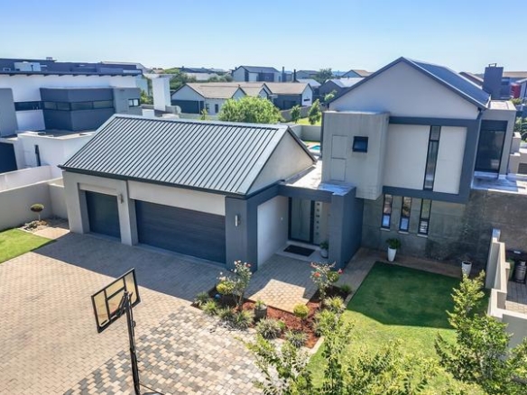 Modern Industrial Masterpiece in Midstream Meadows Estate