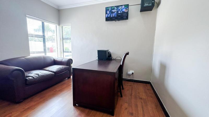 Fully Furnished Family Home for Rent in Midstream Hill
