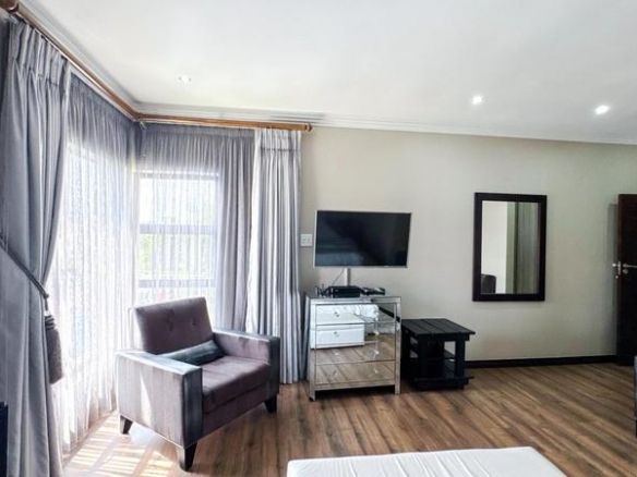Fully Furnished Family Home for Rent in Midstream Hill