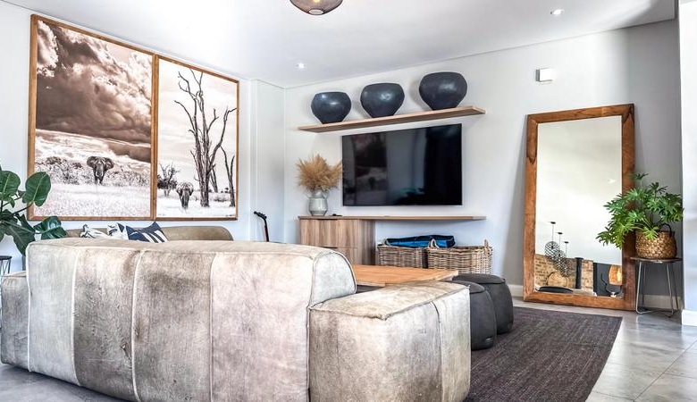 5 Bedroom Home for sale in Midstream Heights Estate.
