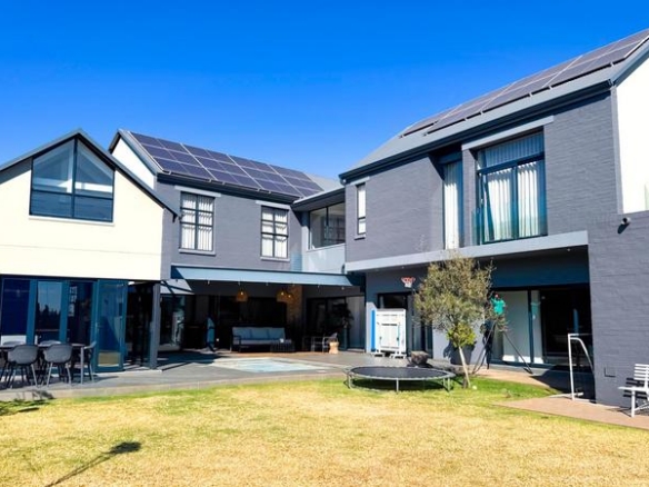 5 Bedroom Home for sale in Midstream Heights Estate.