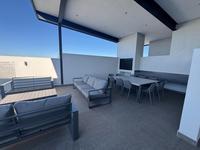 Luxury at your door step! 3x Bedroom Apartment immediately available