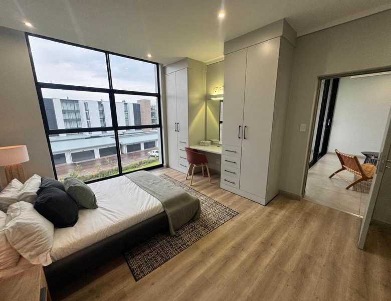 Luxury at your door step! 3x Bedroom Apartment immediately available