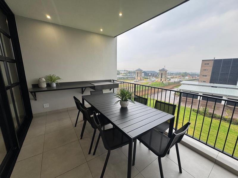 Luxury at your door step! 3x Bedroom Apartment immediately available