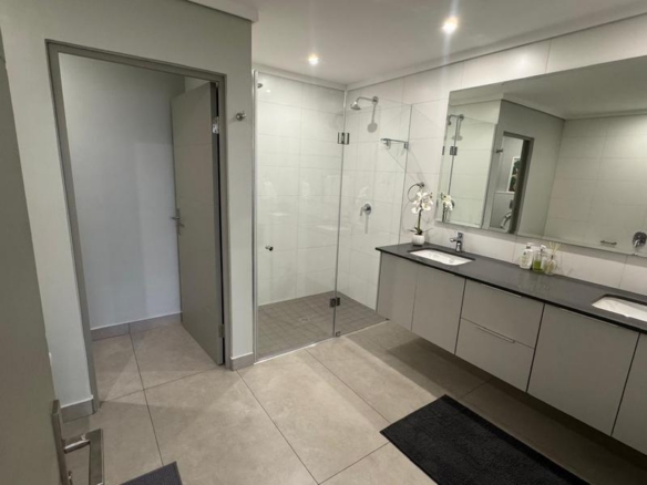 Luxury at your door step! 3x Bedroom Apartment immediately available