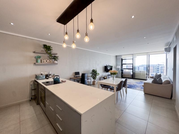 Neat as a pin Luxury 2 Bed Apartment with Balcony Up for Grabs!!