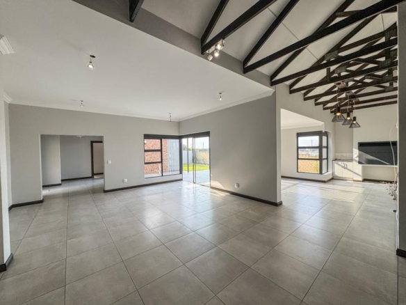 Spacious  Home in Midstream Estate Retire