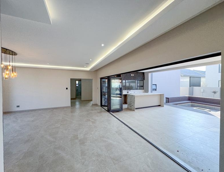 Where Luxury Meets Innovation – A Masterpiece in Midstream Heights