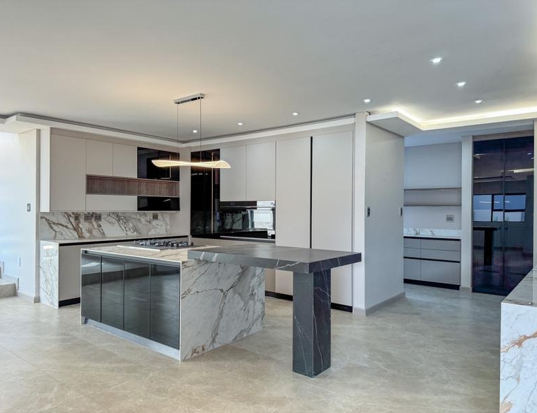 Where Luxury Meets Innovation – A Masterpiece in Midstream Heights