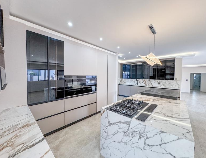 Where Luxury Meets Innovation – A Masterpiece in Midstream Heights