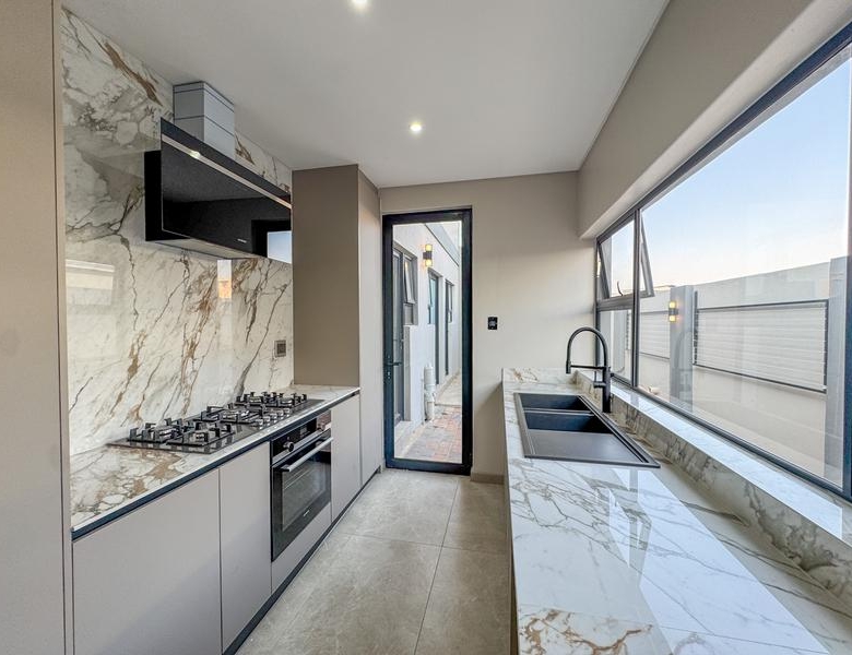 Where Luxury Meets Innovation – A Masterpiece in Midstream Heights