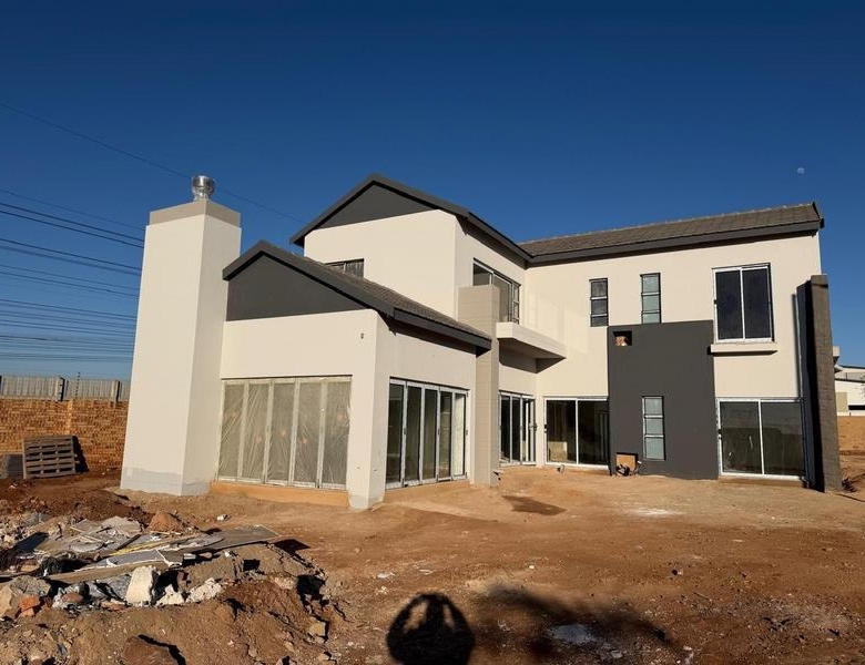 4 Bedroom Home for sale in Midstream Heights Estate.
