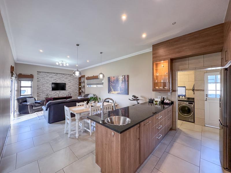 Exclusive Tri-Mandate | 3 Bedroom Home in Midstream Meadows Estate.
