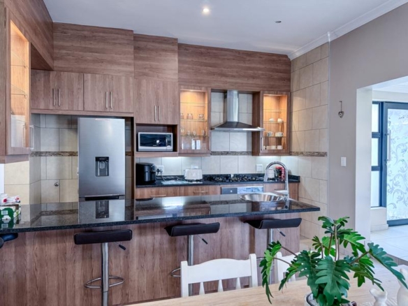 Exclusive Tri-Mandate | 3 Bedroom Home in Midstream Meadows Estate.