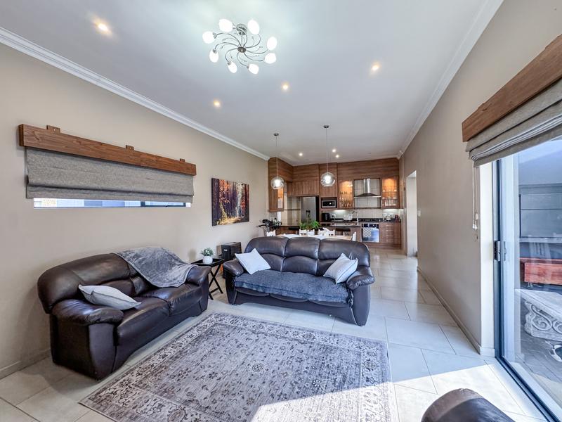 Exclusive Tri-Mandate | 3 Bedroom Home in Midstream Meadows Estate.