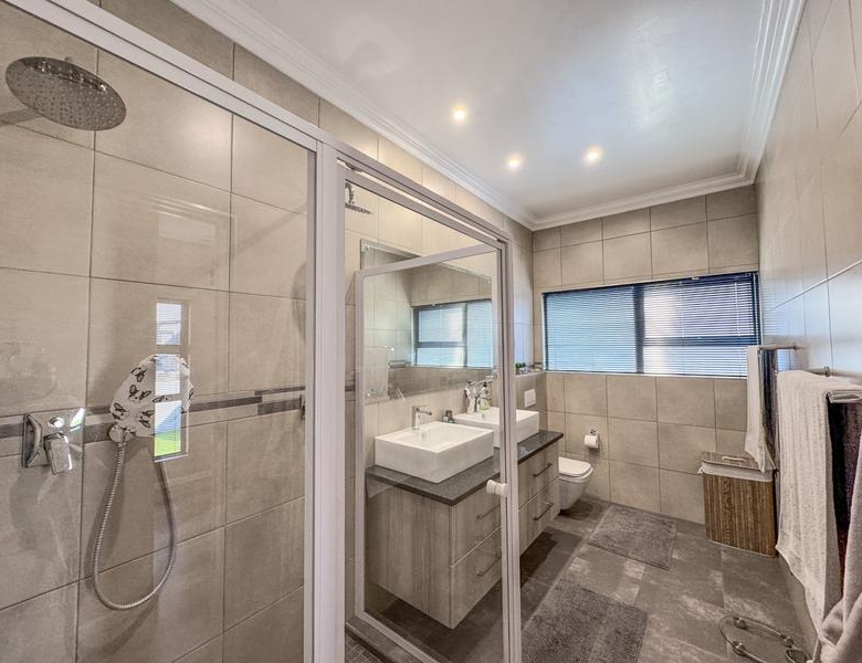 Exclusive Tri-Mandate | 3 Bedroom Home in Midstream Meadows Estate.