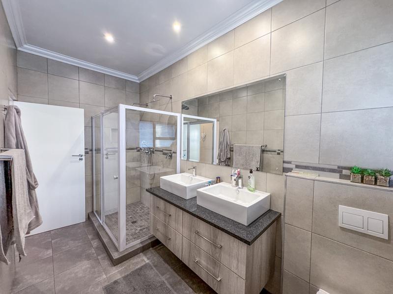 Exclusive Tri-Mandate | 3 Bedroom Home in Midstream Meadows Estate.