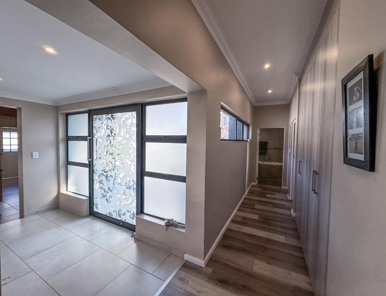 Exclusive Tri-Mandate | 3 Bedroom Home in Midstream Meadows Estate.