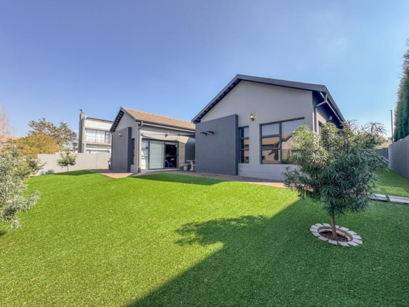 Exclusive Tri-Mandate | 3 Bedroom Home in Midstream Meadows Estate.