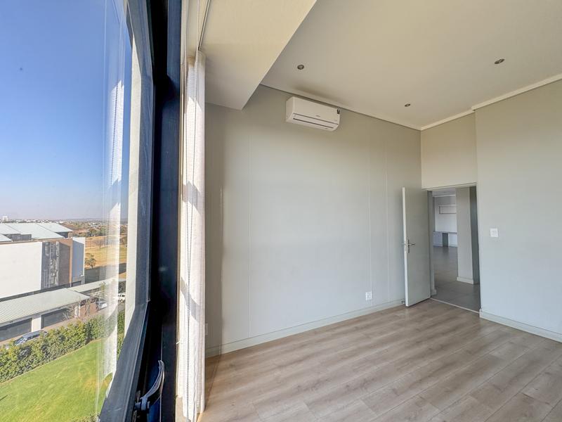 Luxury Apartment at Ascend to Midstream.