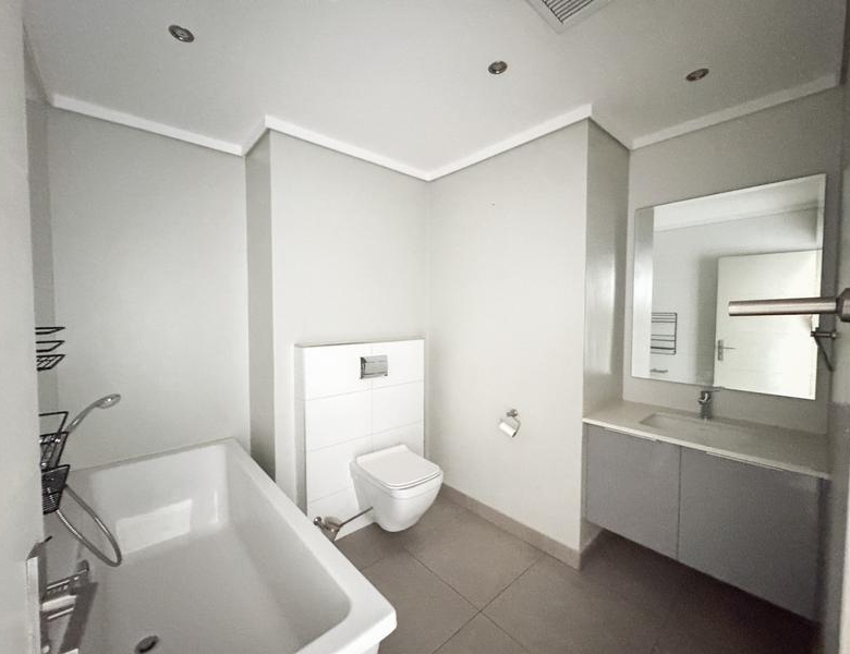 Luxury Apartment at Ascend to Midstream.