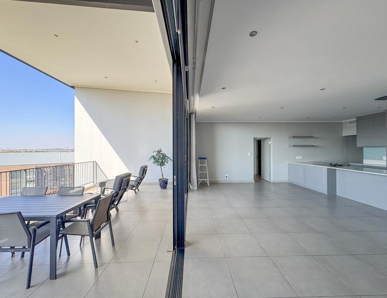 Luxury Apartment at Ascend to Midstream.