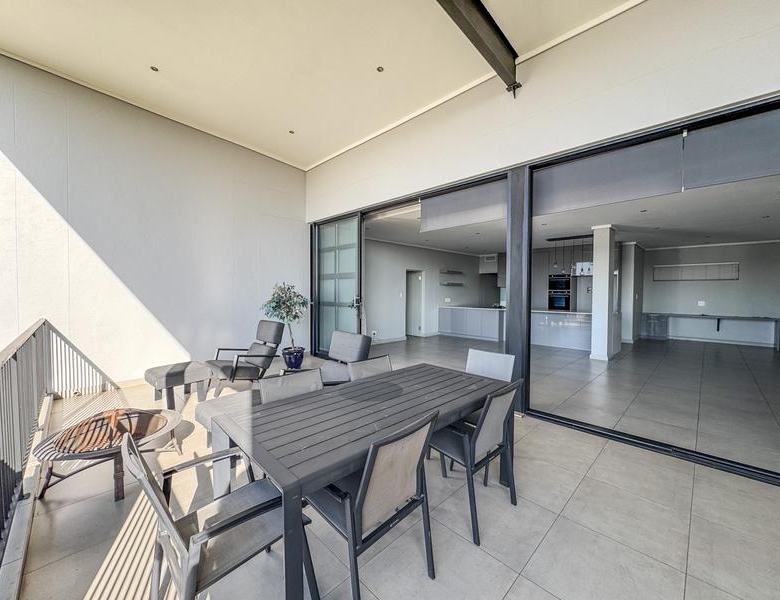 Luxury Apartment at Ascend to Midstream.