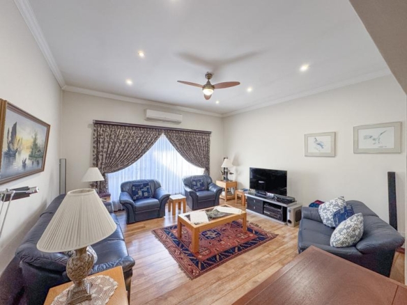 Beautiful Full-Title Retirement Home in Midstream Estate