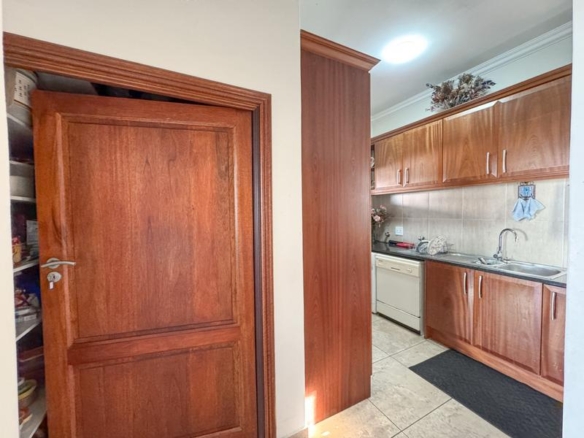 Beautiful Full-Title Retirement Home in Midstream Estate