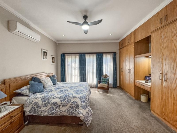 Beautiful Full-Title Retirement Home in Midstream Estate