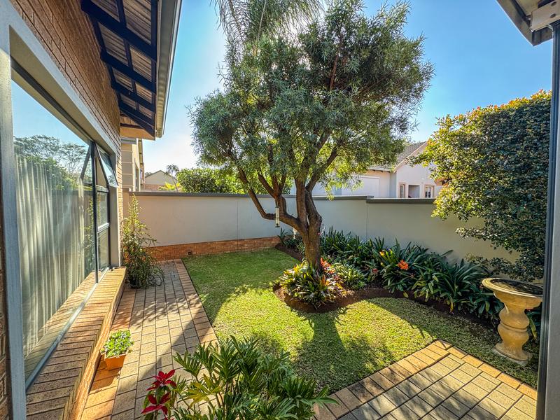 Beautiful Full-Title Retirement Home in Midstream Estate