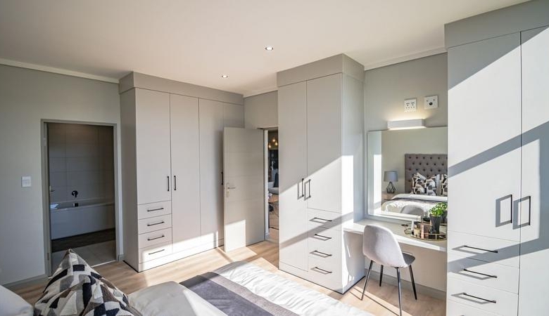 Elegantly Furnished 3 Bedroom Luxury Apartment for Rent