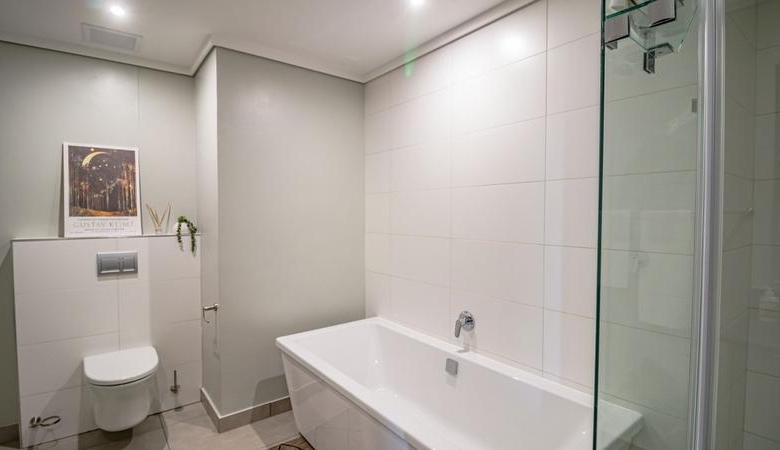 Elegantly Furnished 3 Bedroom Luxury Apartment for Rent