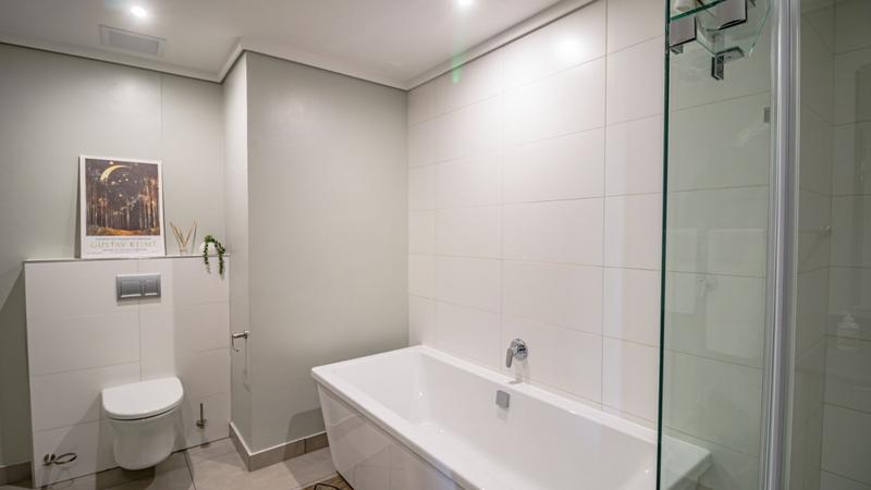 Elegantly Furnished 3 Bedroom Luxury Apartment for Rent